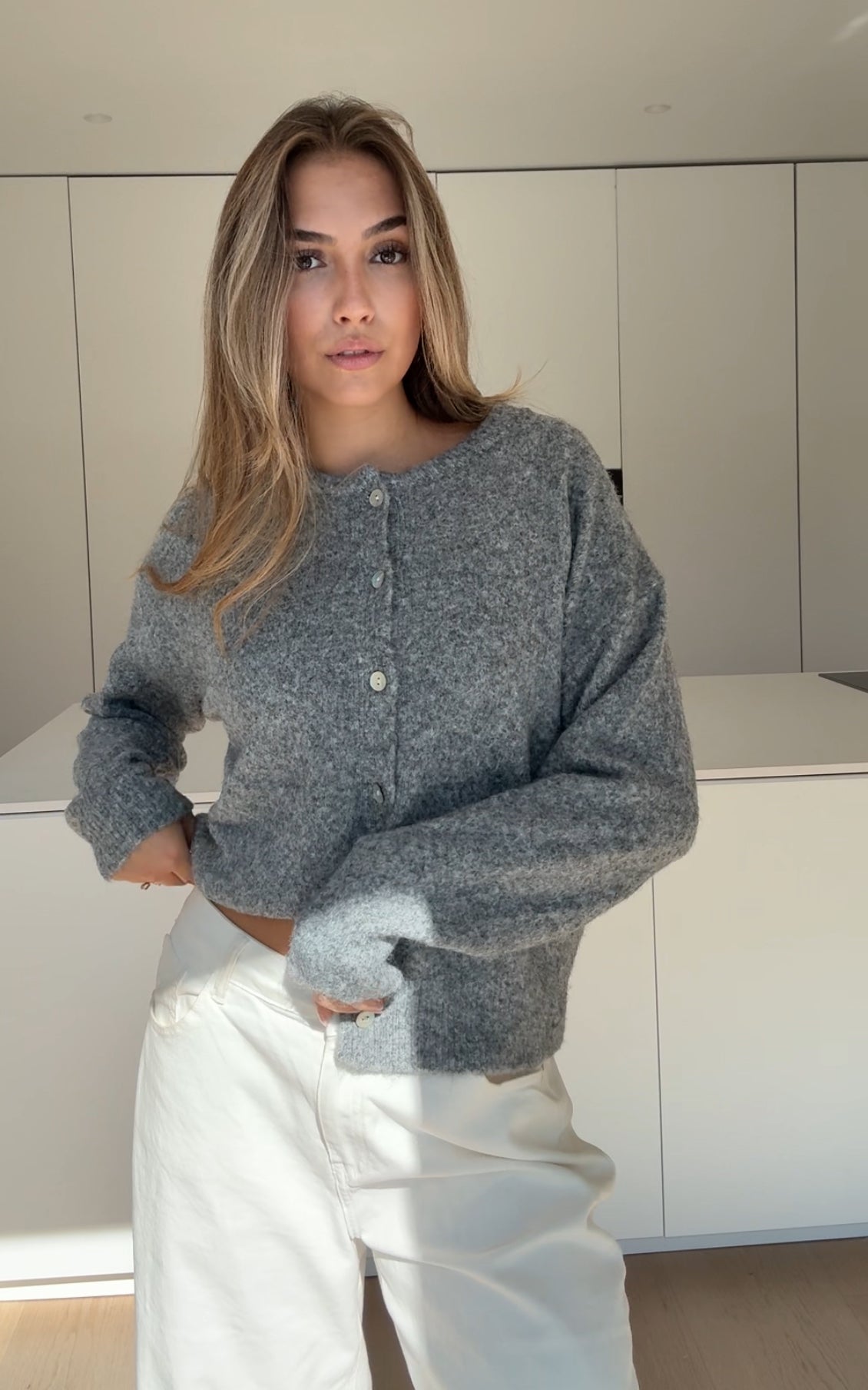 CARDIGÁN CLÁSICO GRIS