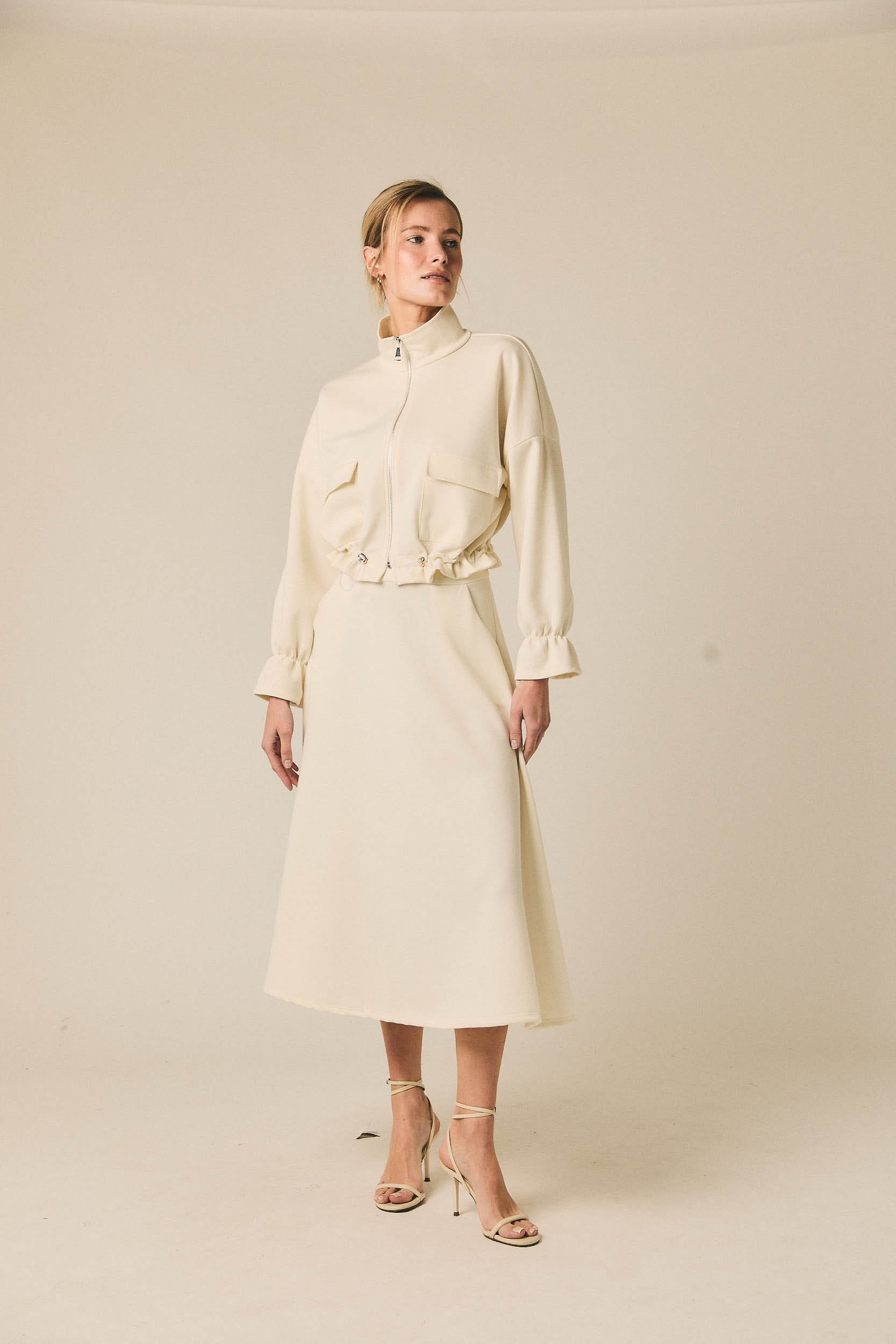 Chaqueta neopreno crema