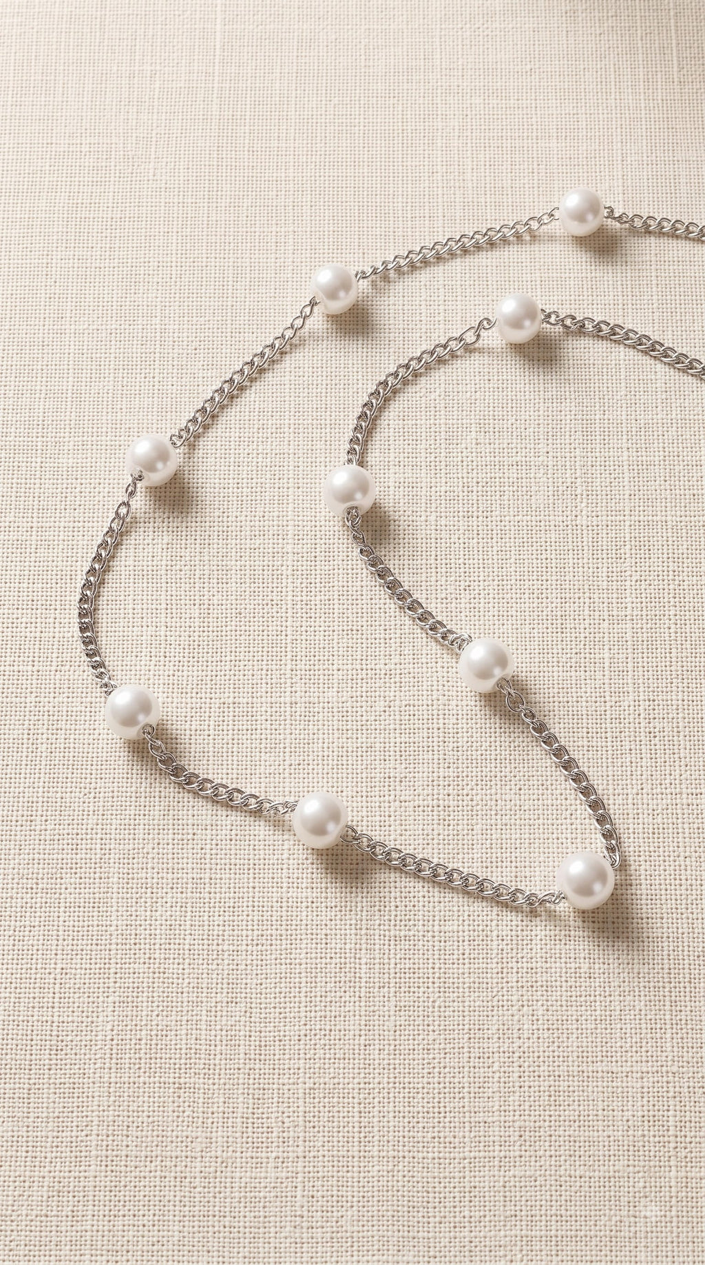 Collar de Perlas Nura plateado