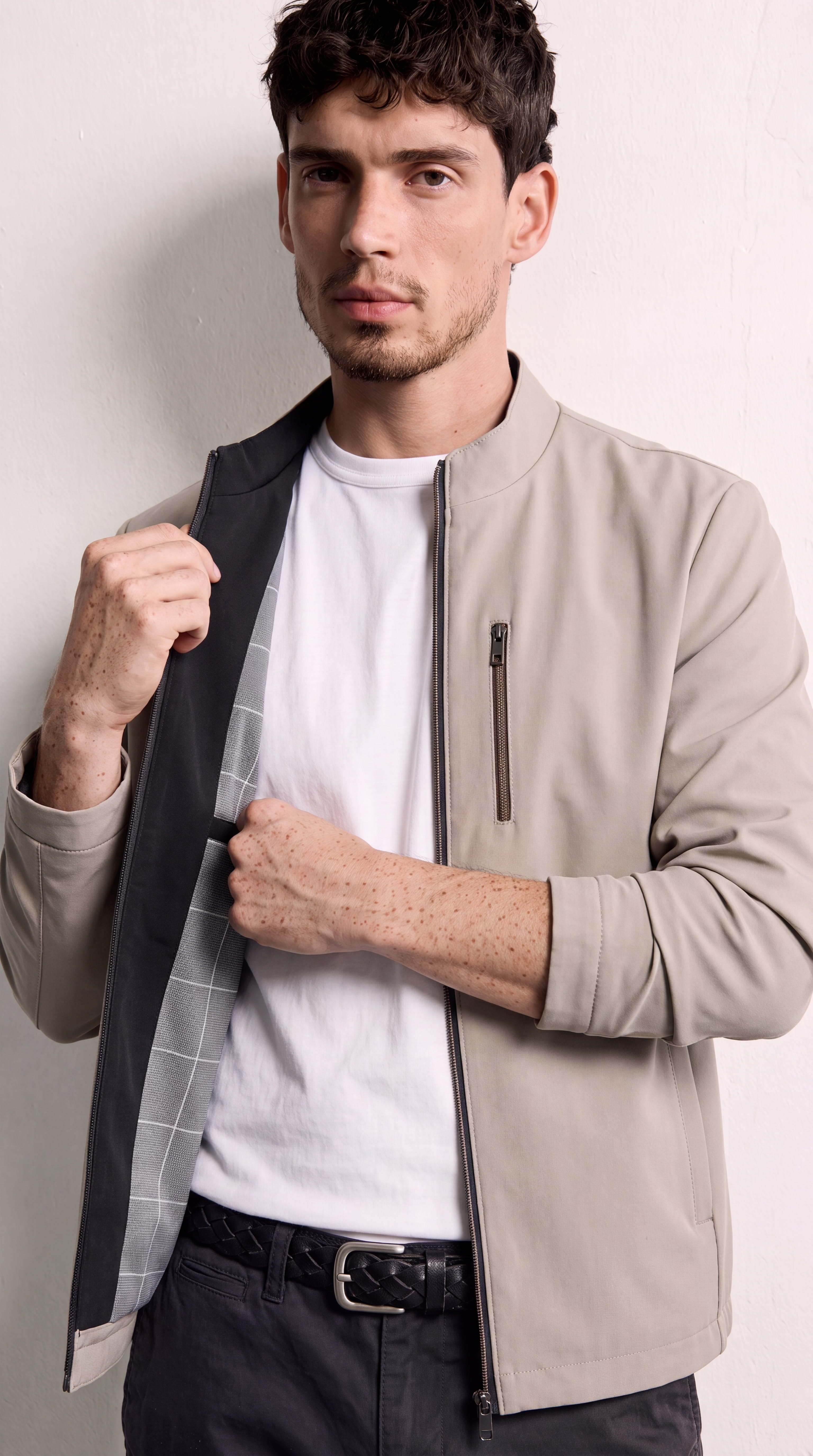 Chaqueta clásica con cremallera