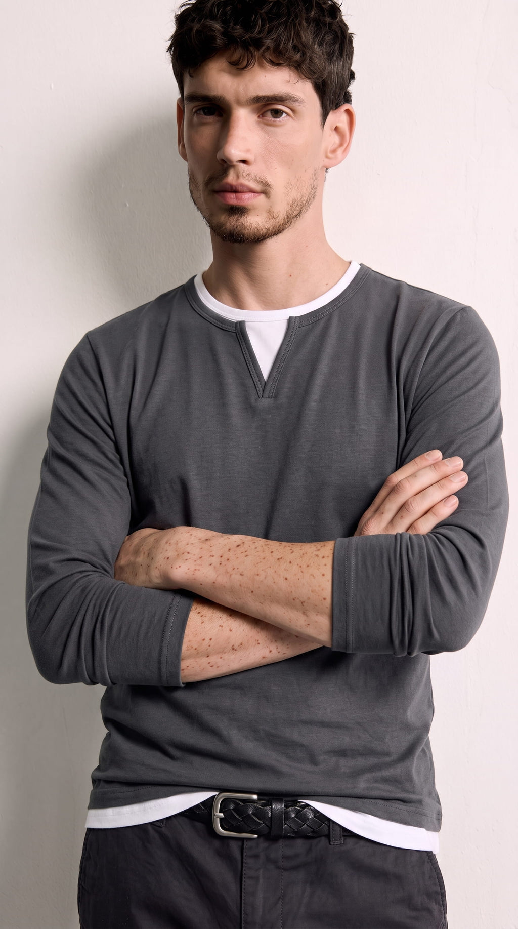 Juan | Camiseta de manga larga premium de algodón peinado