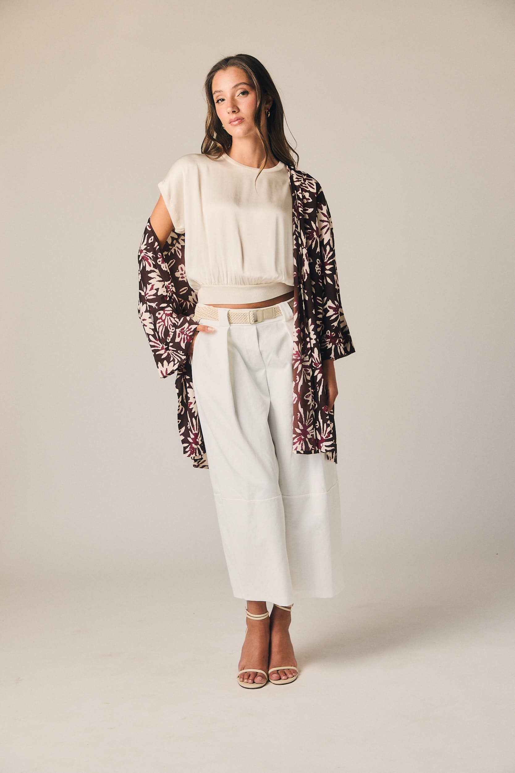 Kimono largo flores marrón