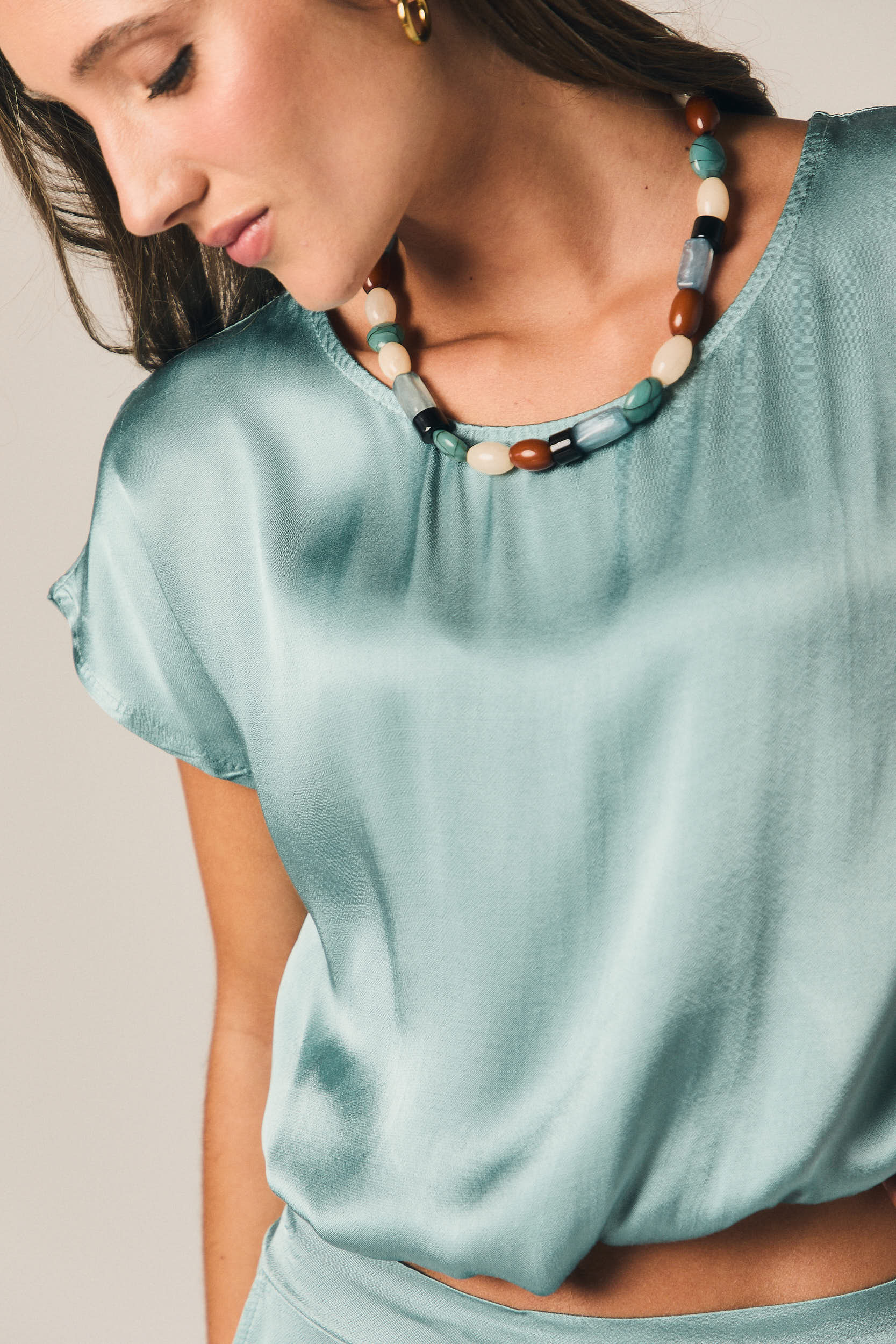 Camiseta raso con cordón aguamarina