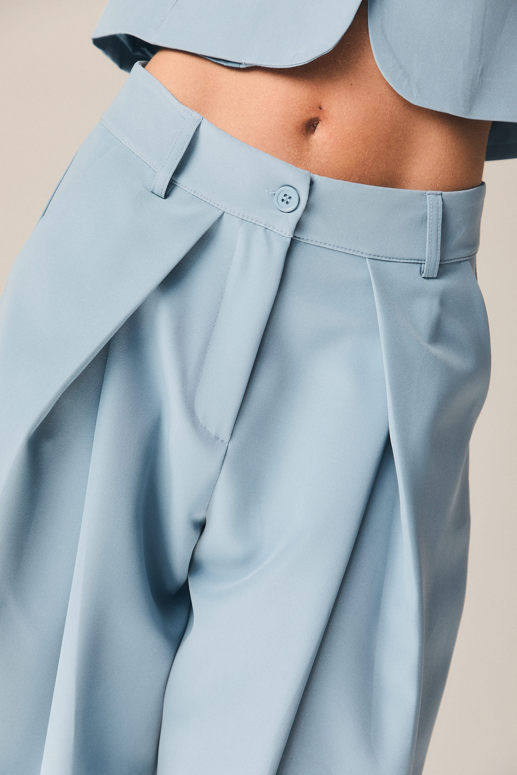 Pantalón de traje en color azul