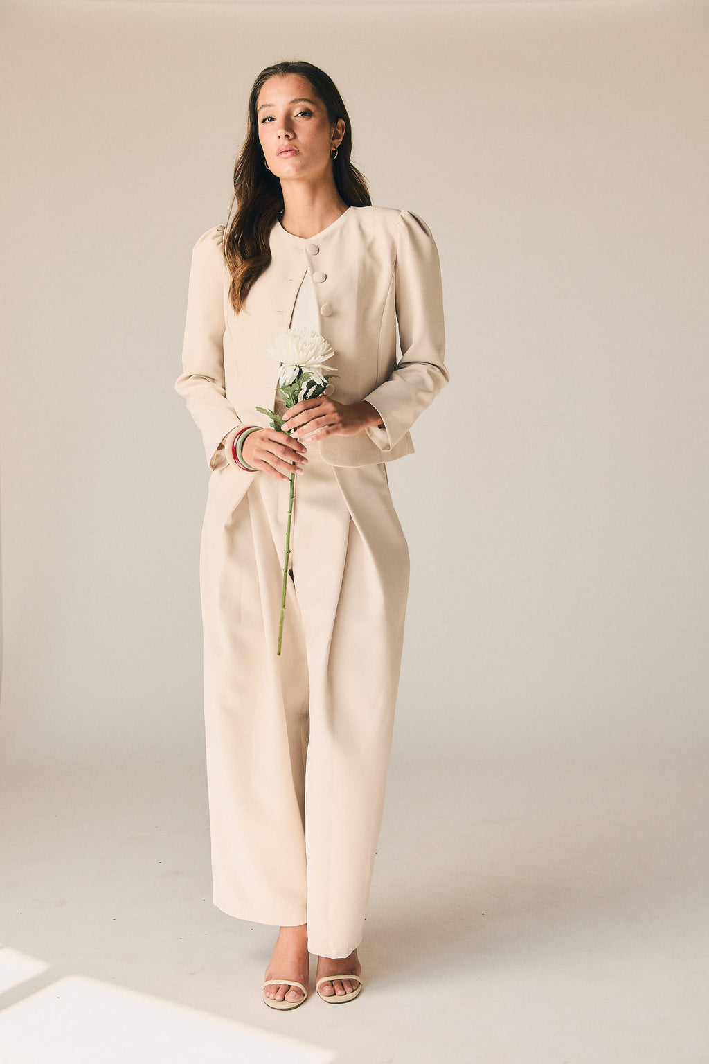 Pantalón de traje en color beige