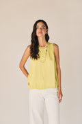 Top sin mangas ribete amarillo