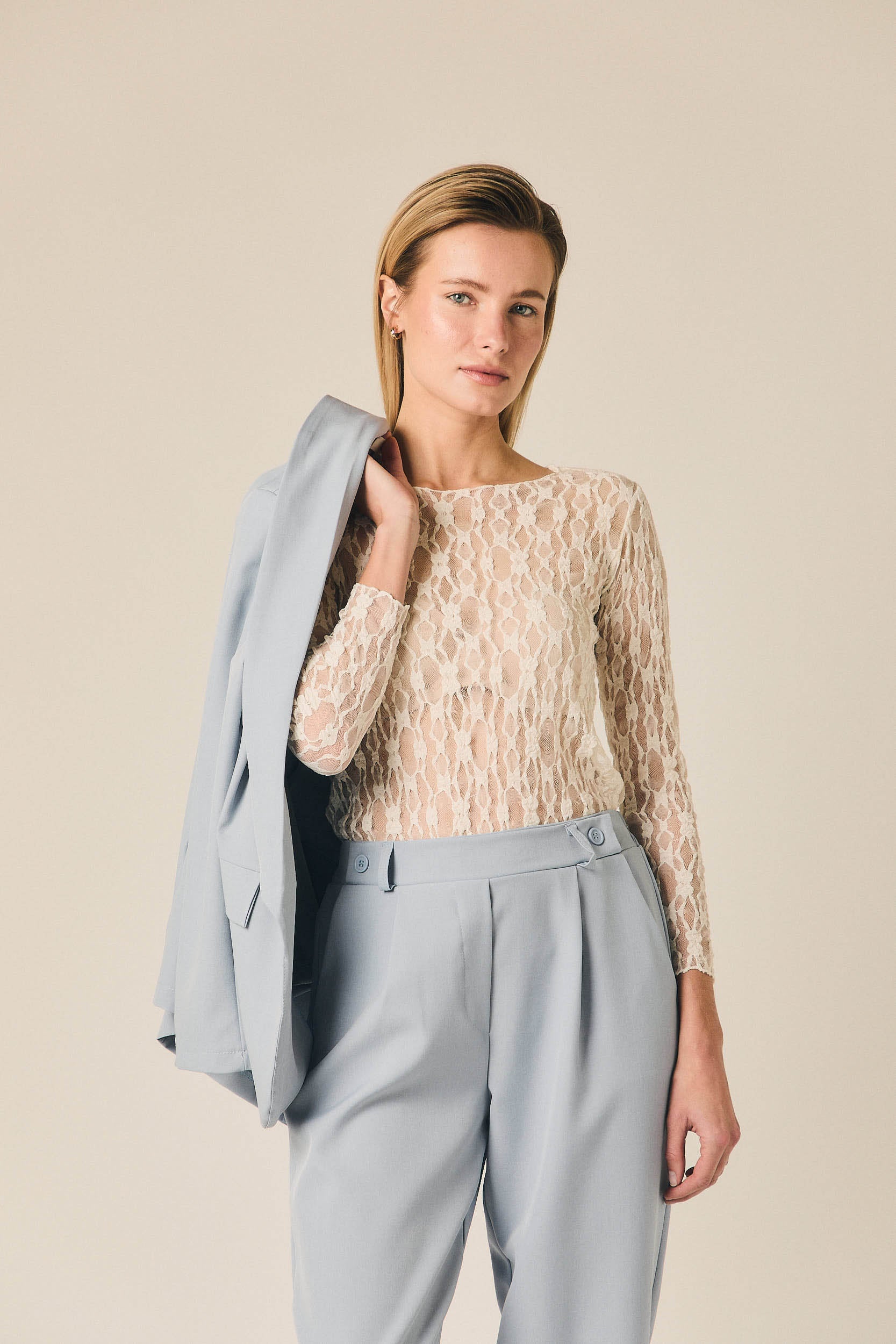 Blazer fluida básica celeste