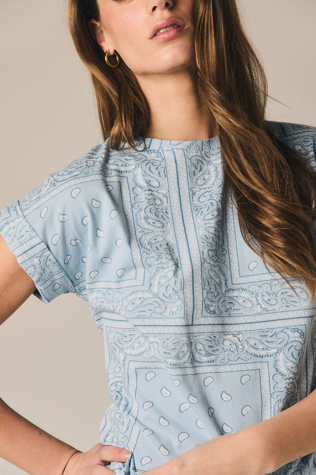 Camiseta estampada bandana celeste