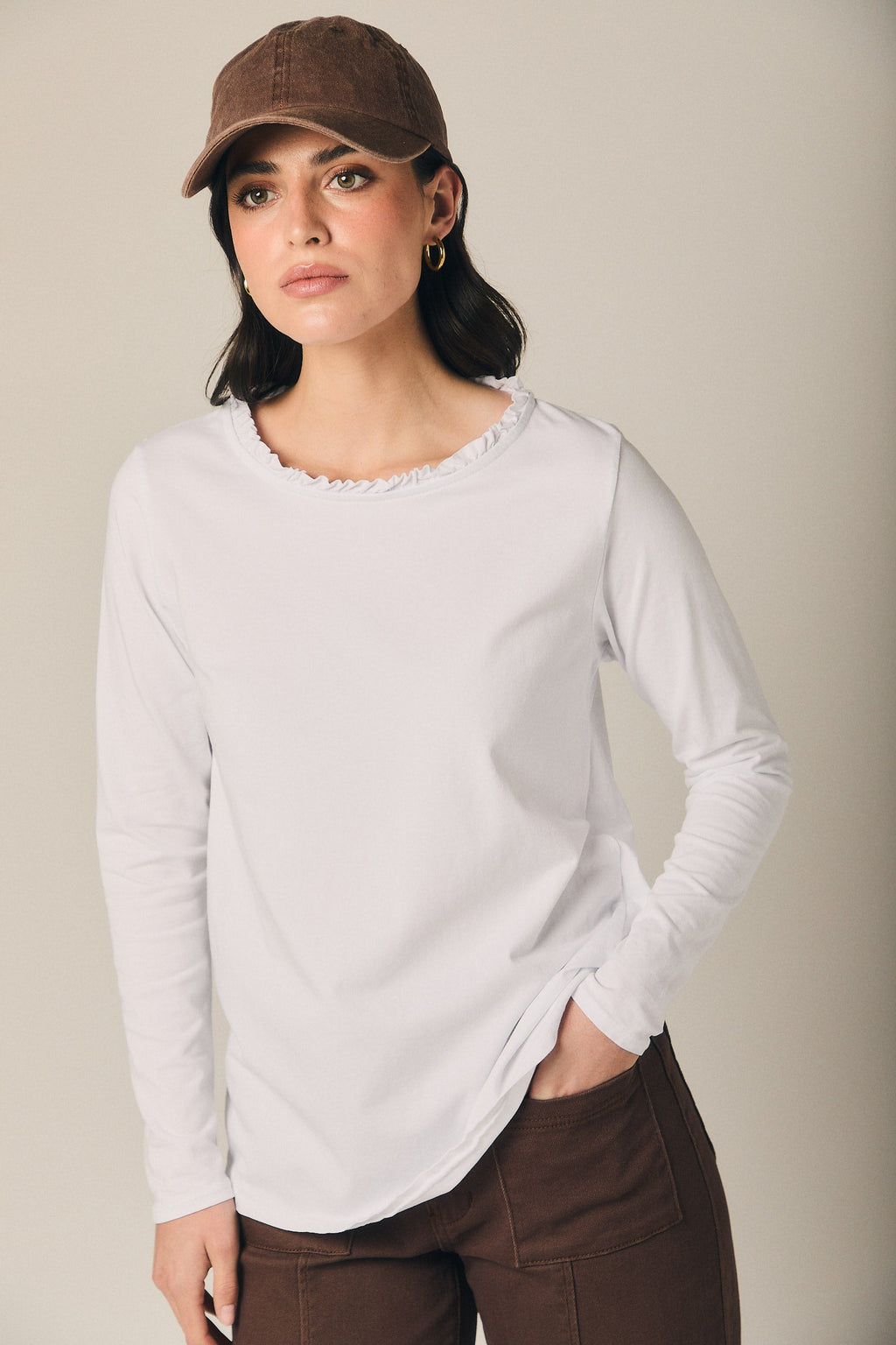 Camiseta básica detalle rizo blanca
