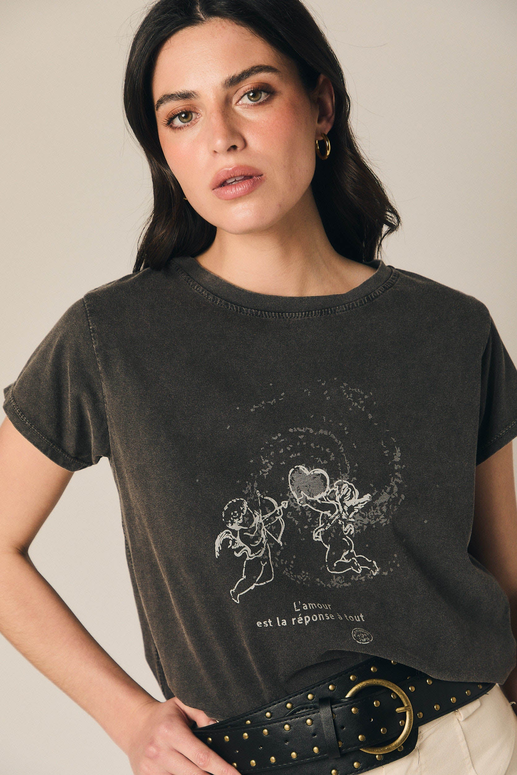Camiseta algodón ángeles efecto lavado gris