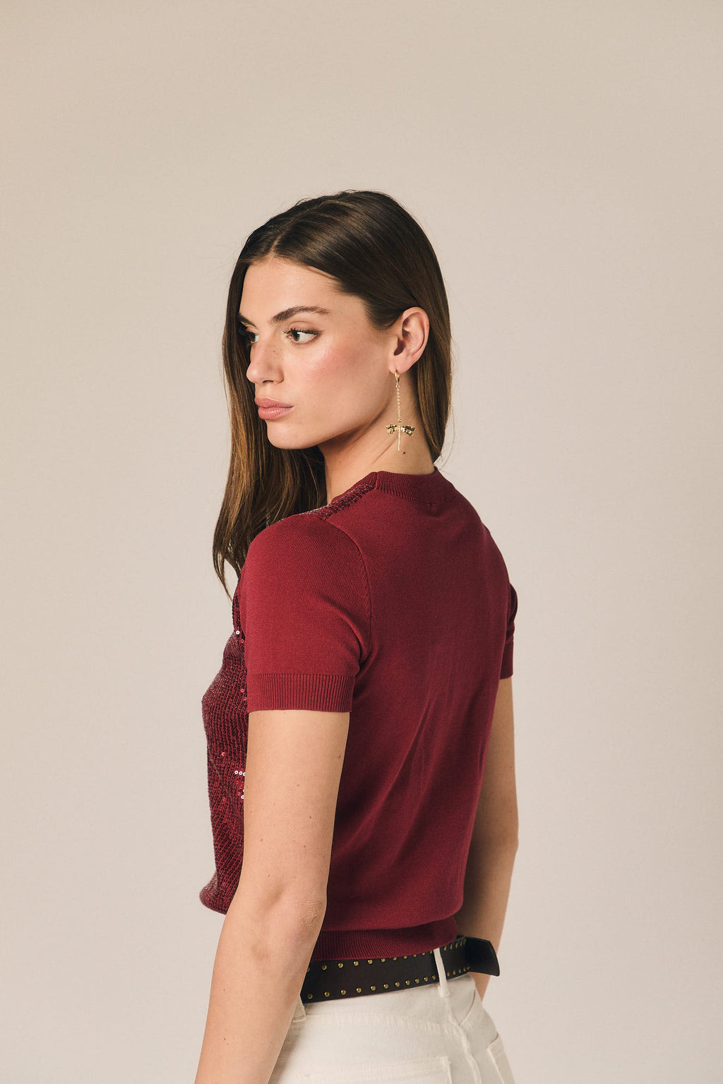 Camiseta de punto con lentejuelas burdeos