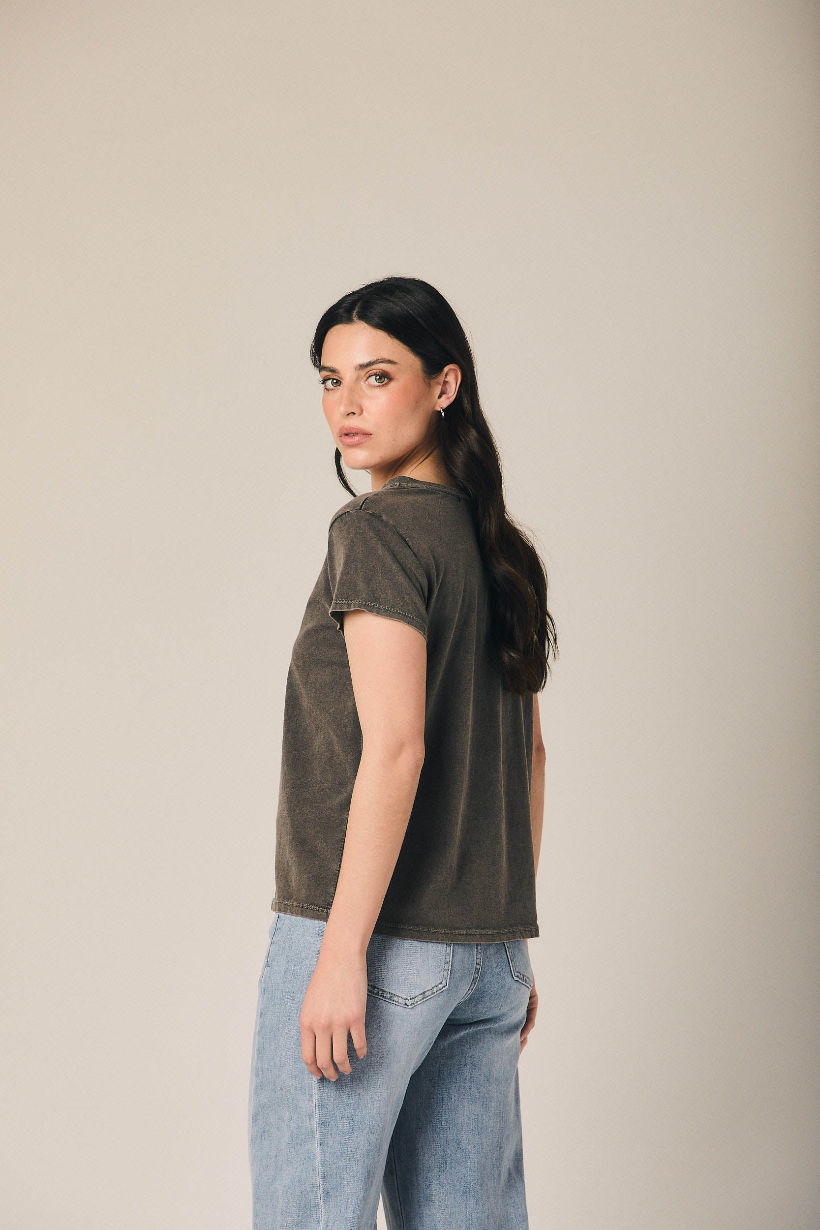 Camiseta algodón 'Full of Love' efecto lavado gris