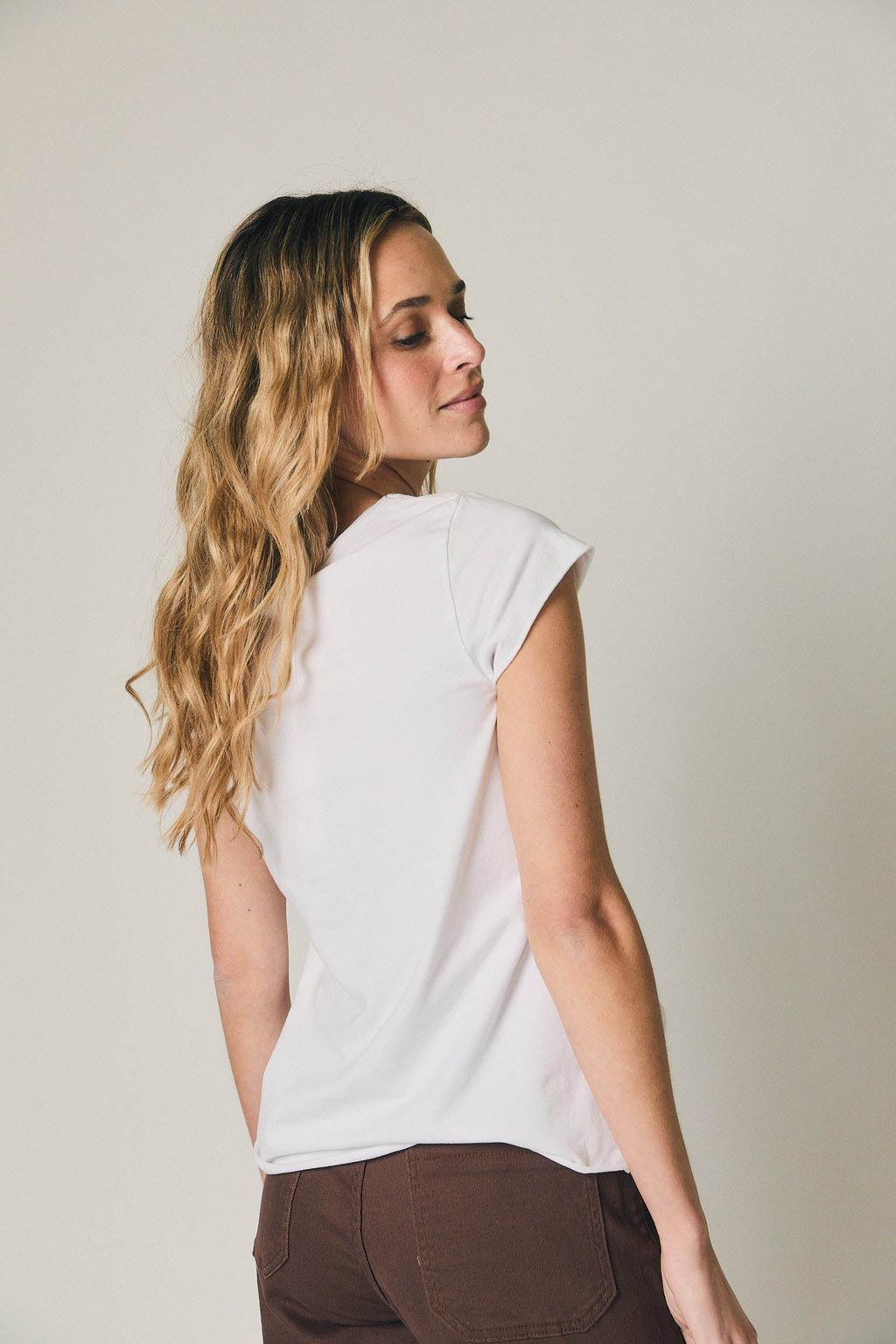 Camiseta estrella contraste blanco