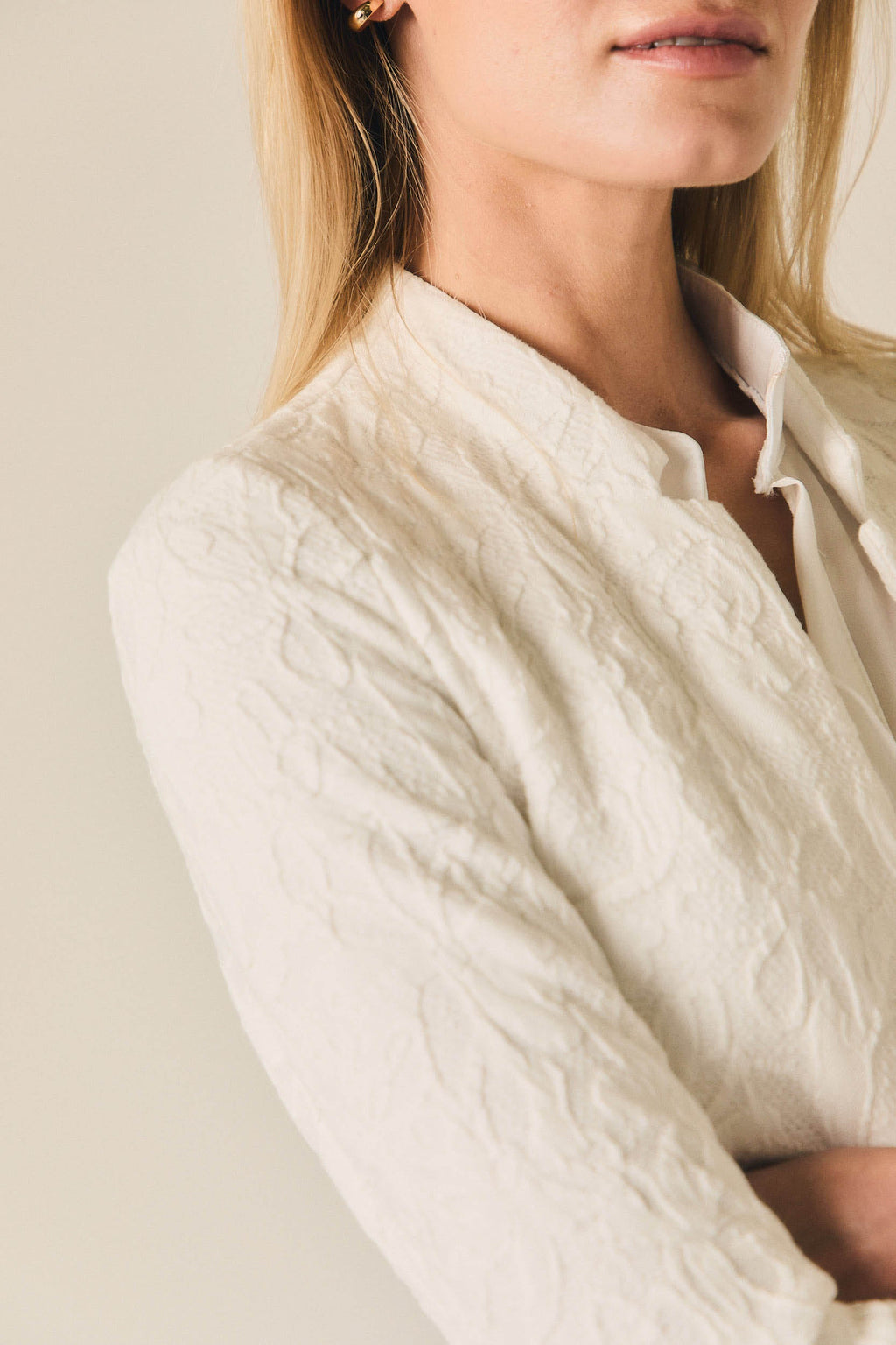 Chaqueta de encaje floral blanco