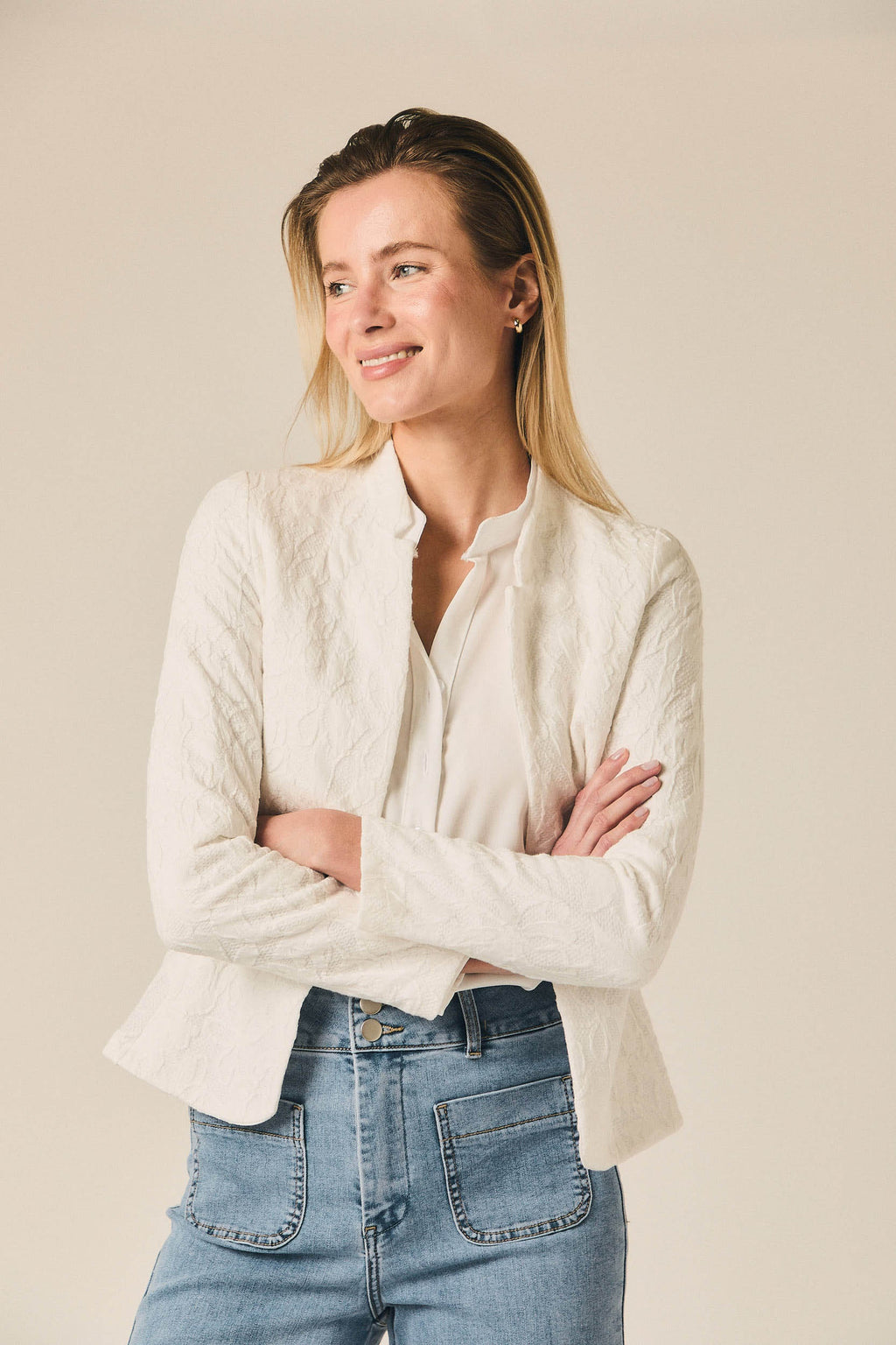 Chaqueta de encaje floral blanco