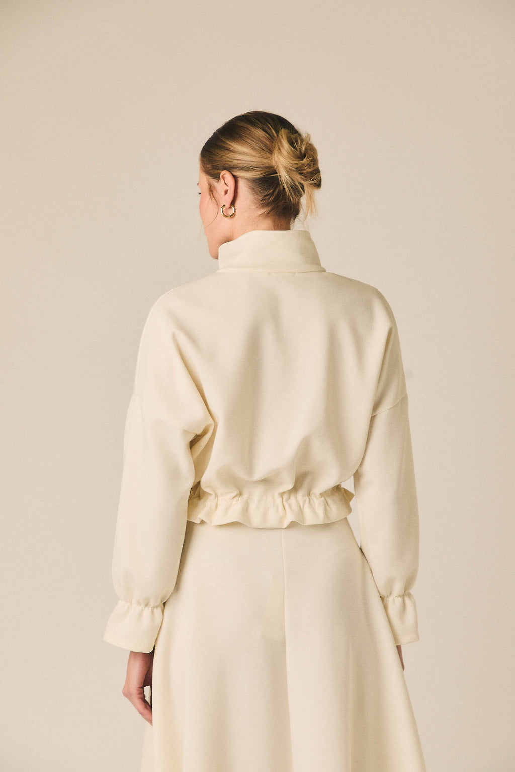 Chaqueta neopreno crema
