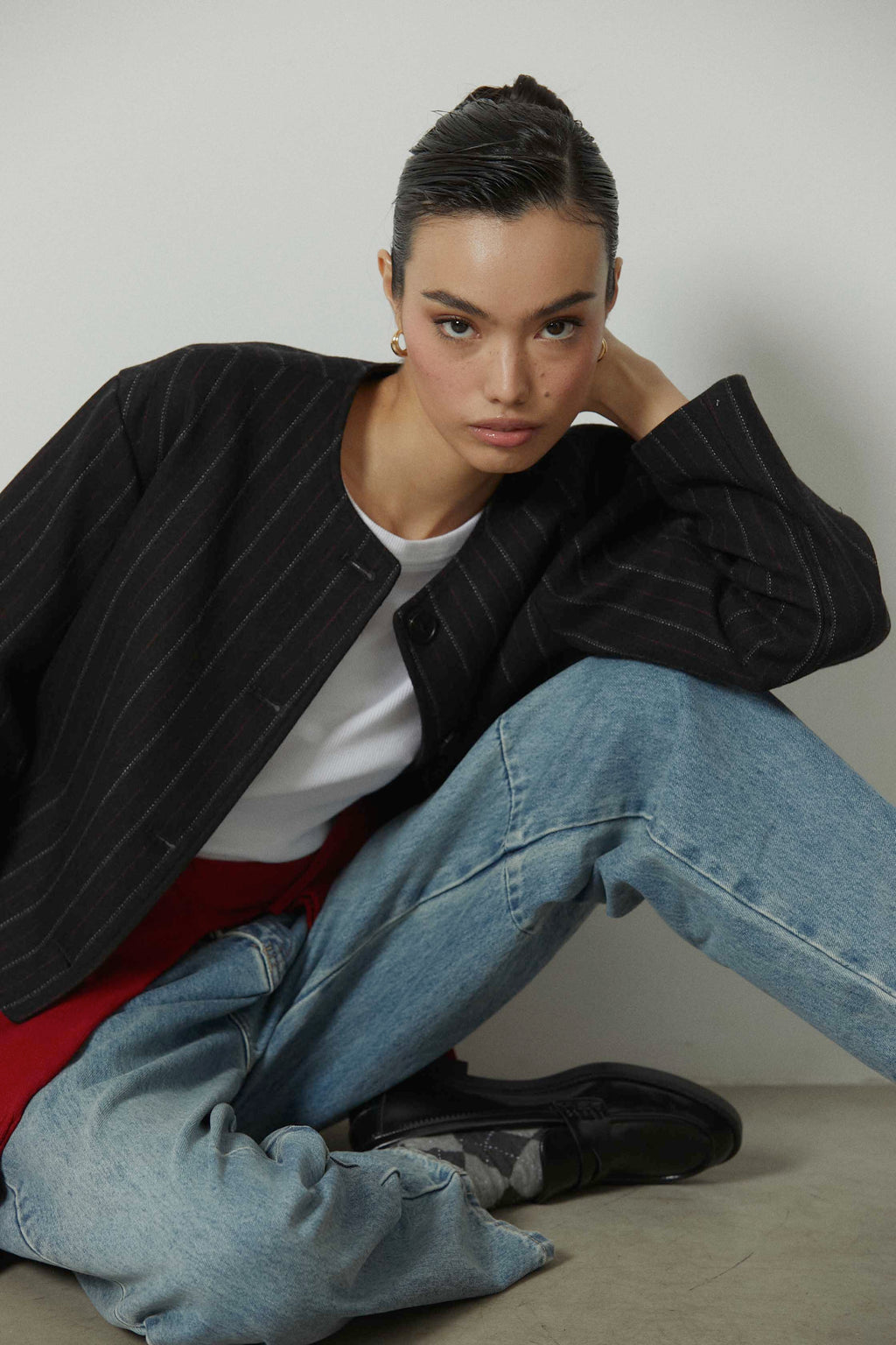 Chaqueta de paño rayas botones gris