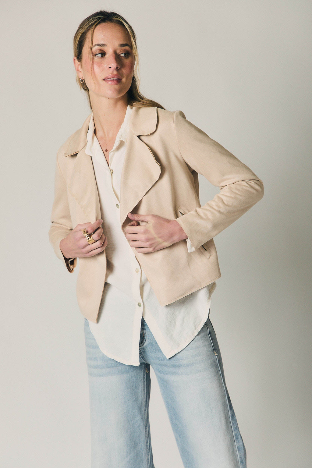 Chaqueta perfecto de ante beige