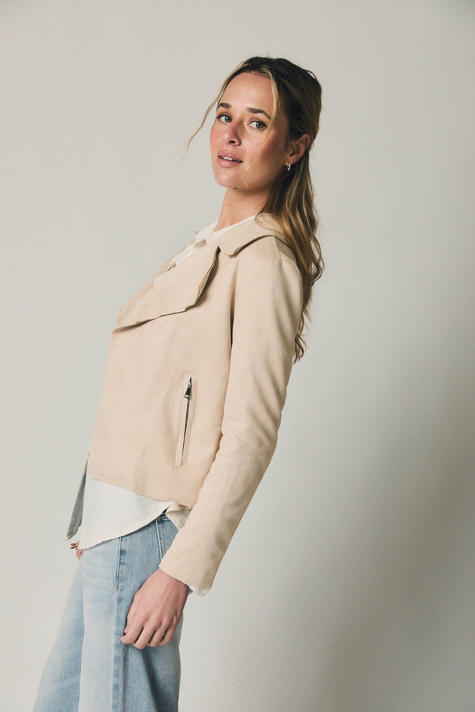 Chaqueta perfecto de ante beige