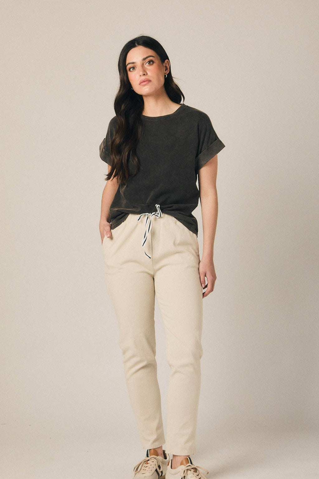 Pantalón algodón con cordón beige