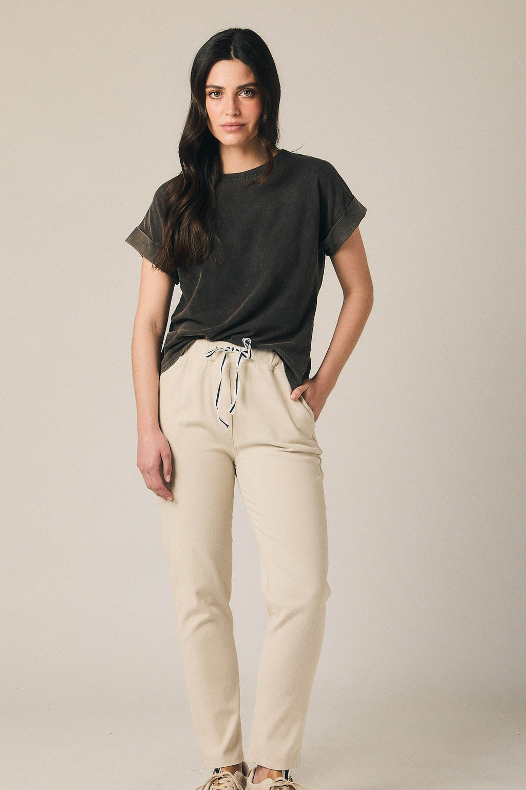 Pantalón algodón con cordón beige