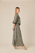 Pantalón palazzo paisley en tonos verdes