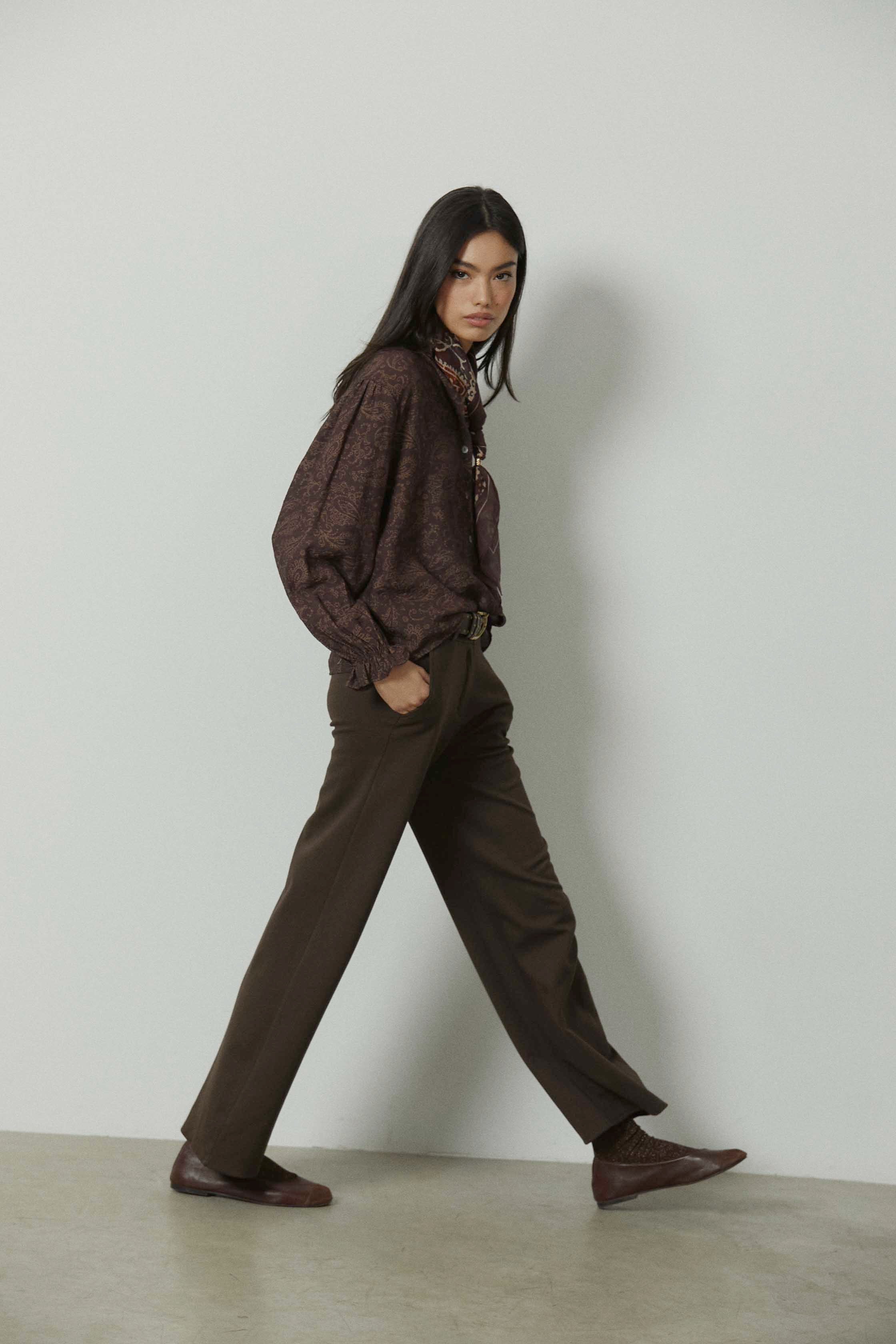 Pantalón sastre ancho marrón