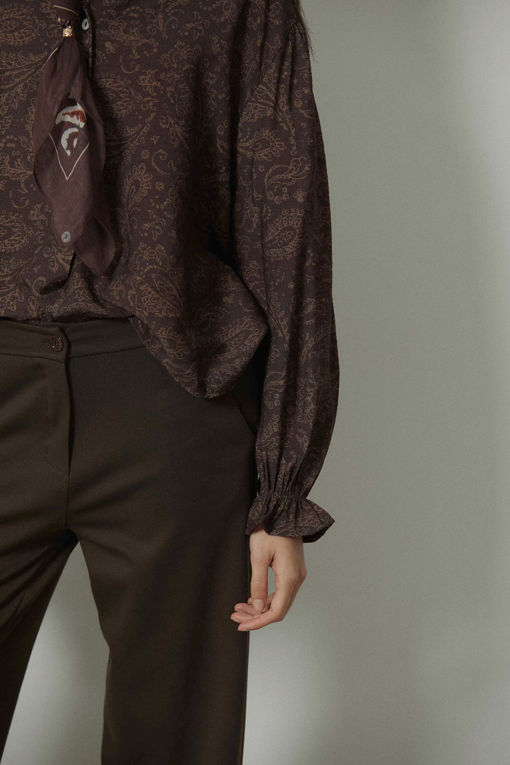 Pantalón sastre ancho marrón