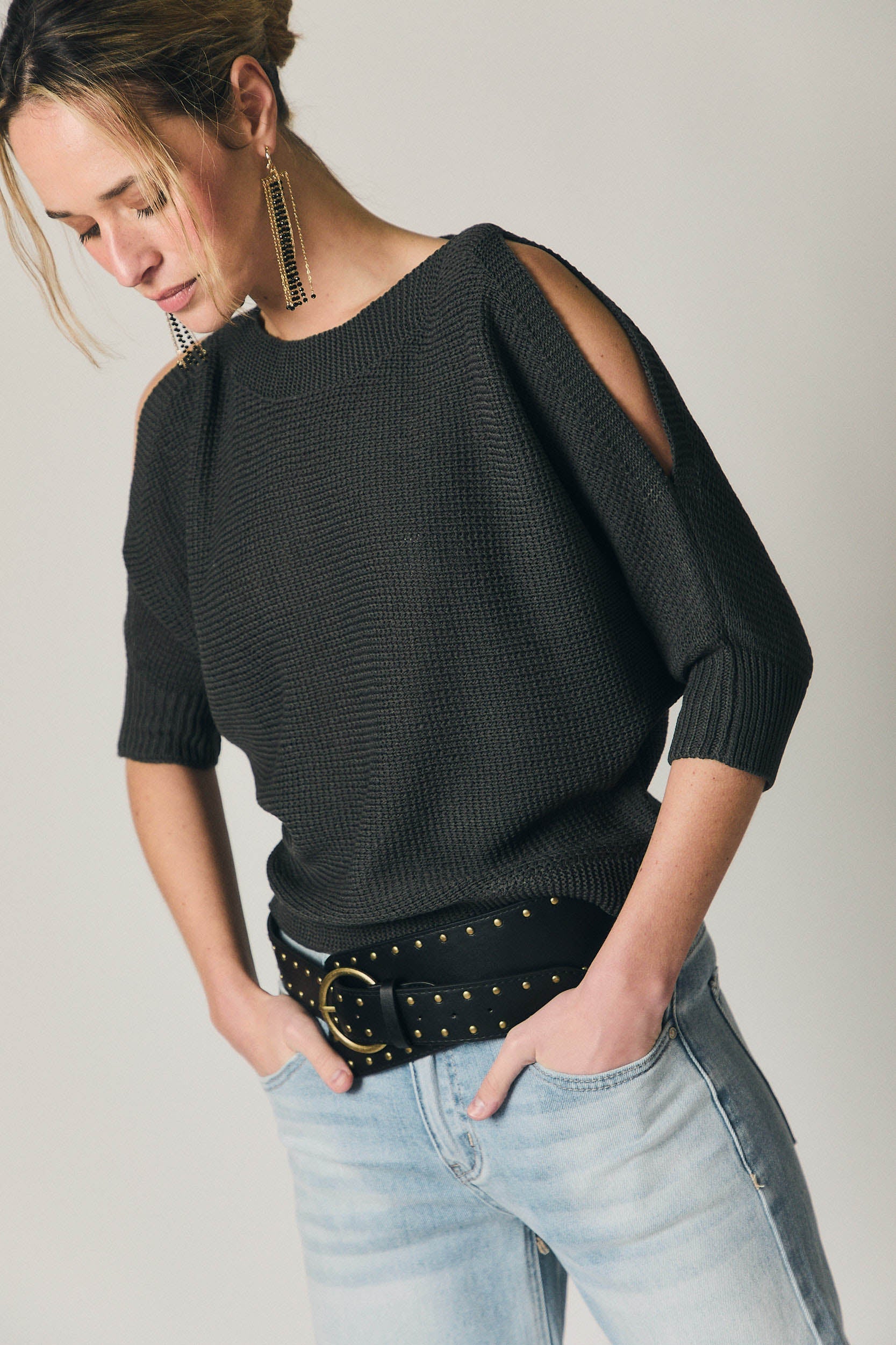 Top punto cut out gris