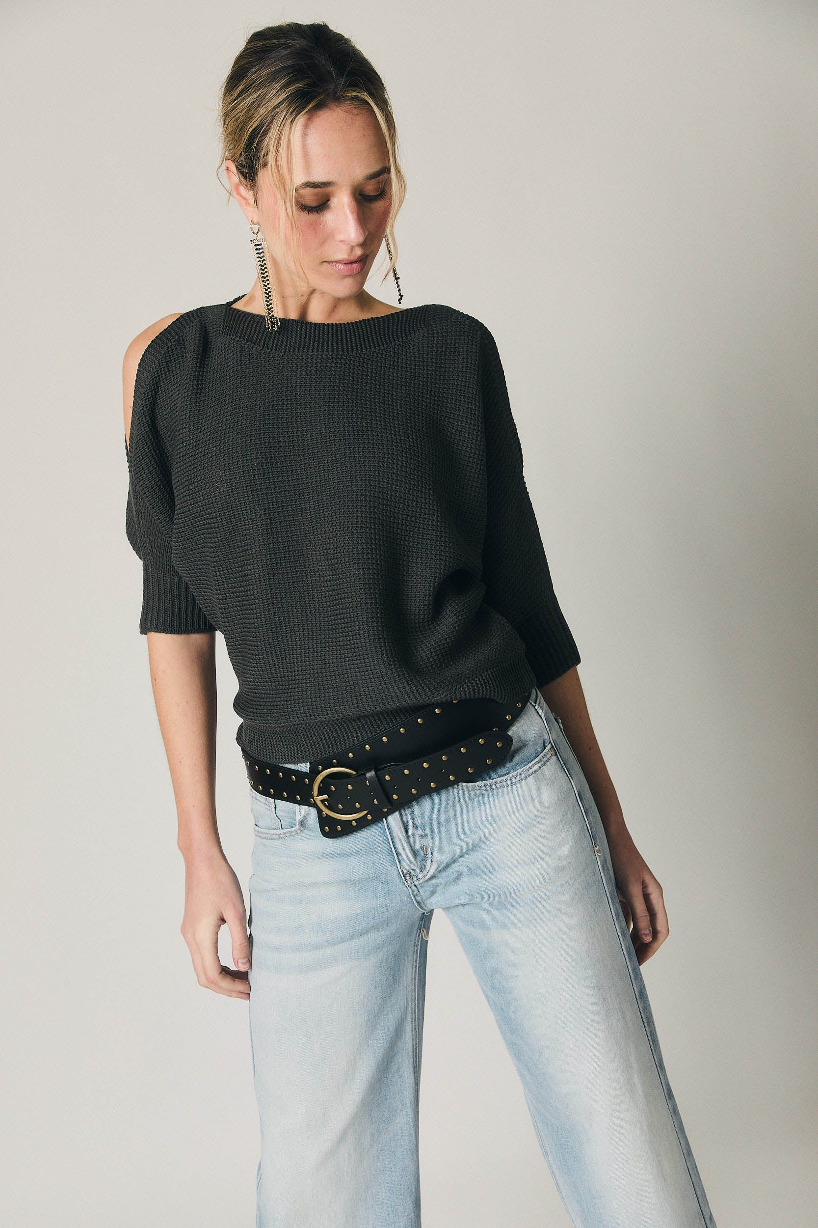 Top punto cut out gris