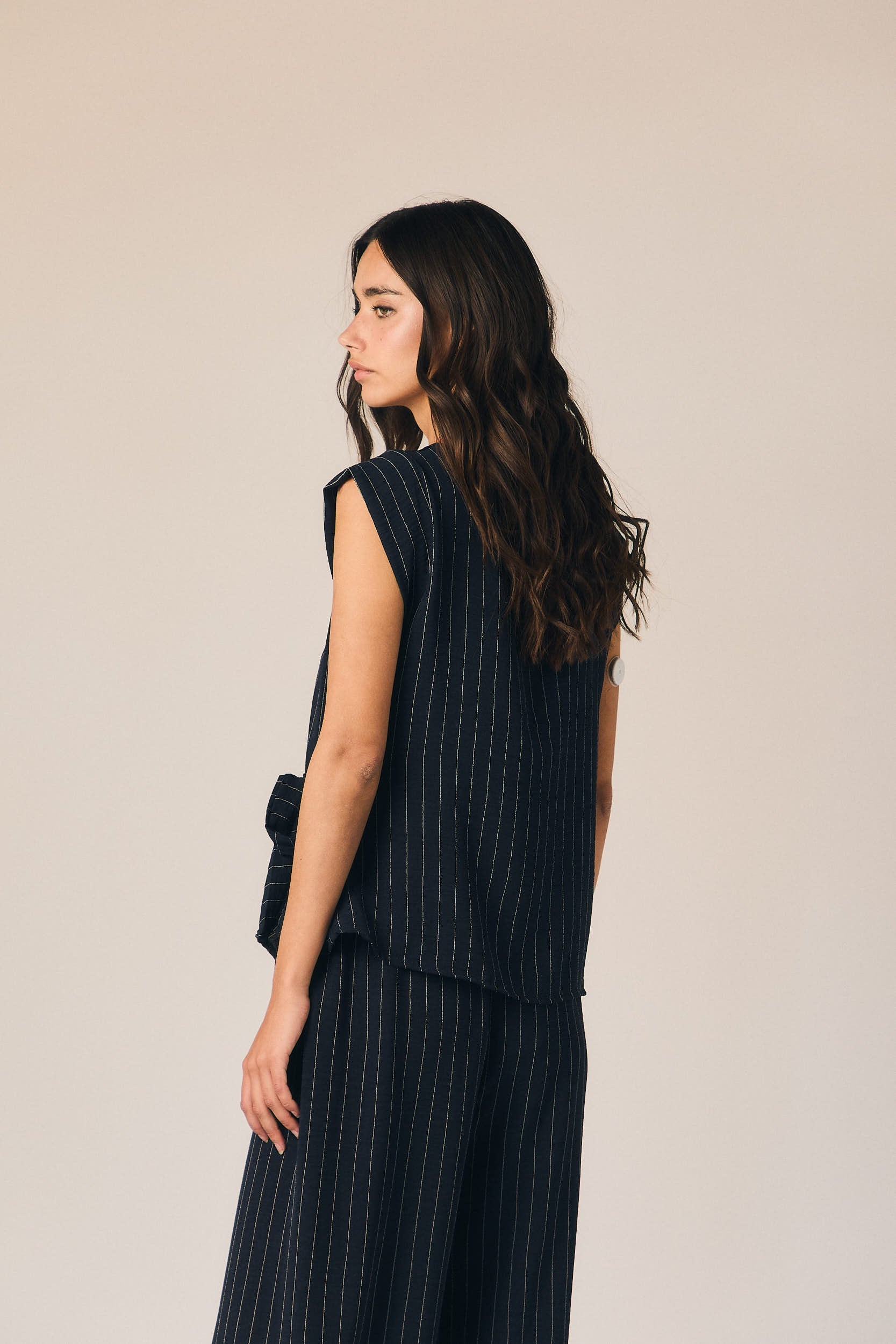Top fluido rayas azul marino