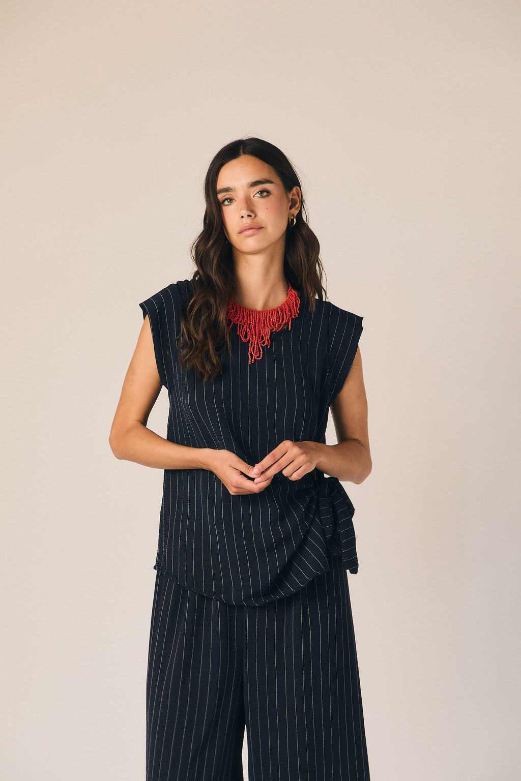 Top fluido rayas azul marino