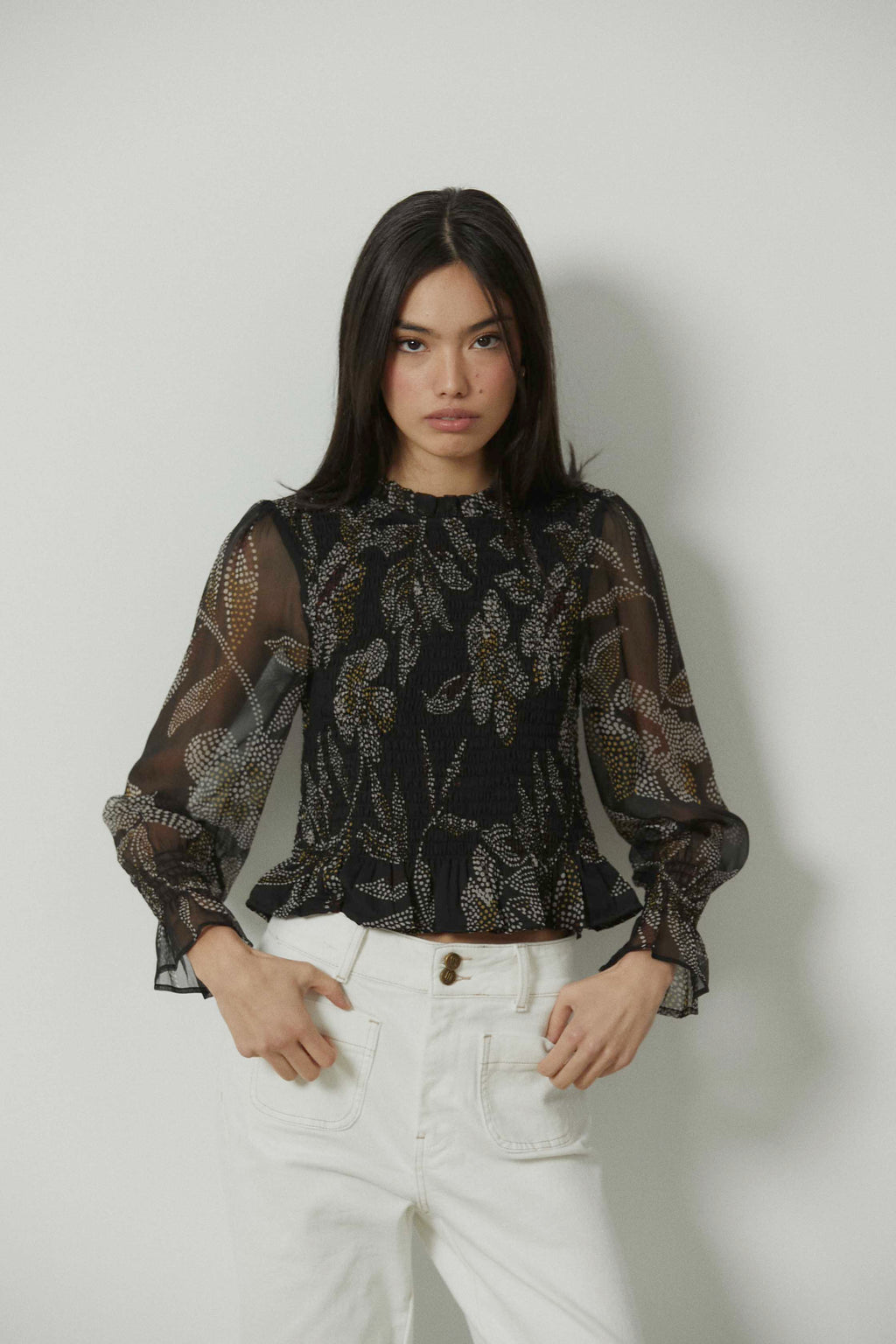 Top tul nido de abeja maxi estampado floral negro