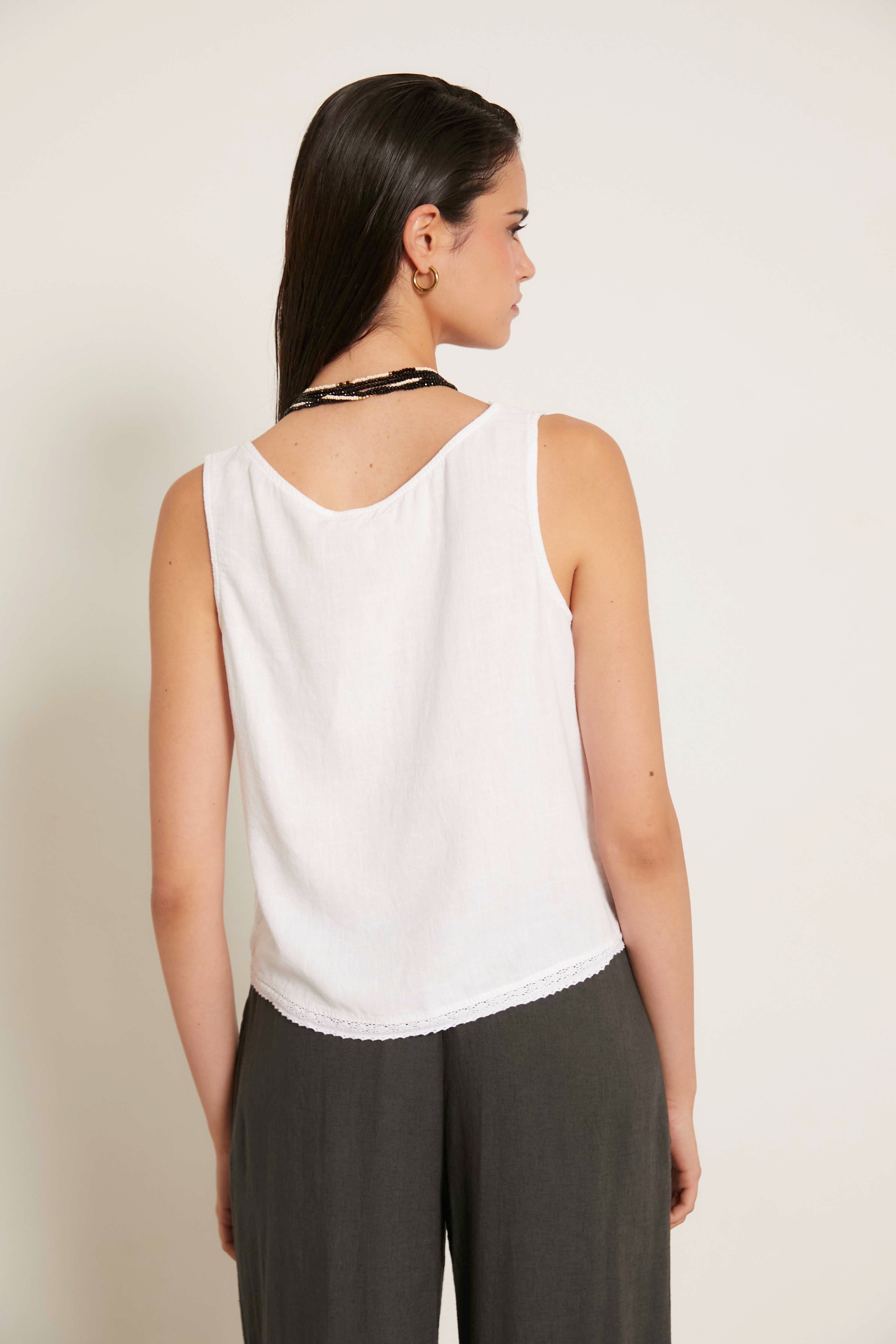 Top lino puntilla blanco