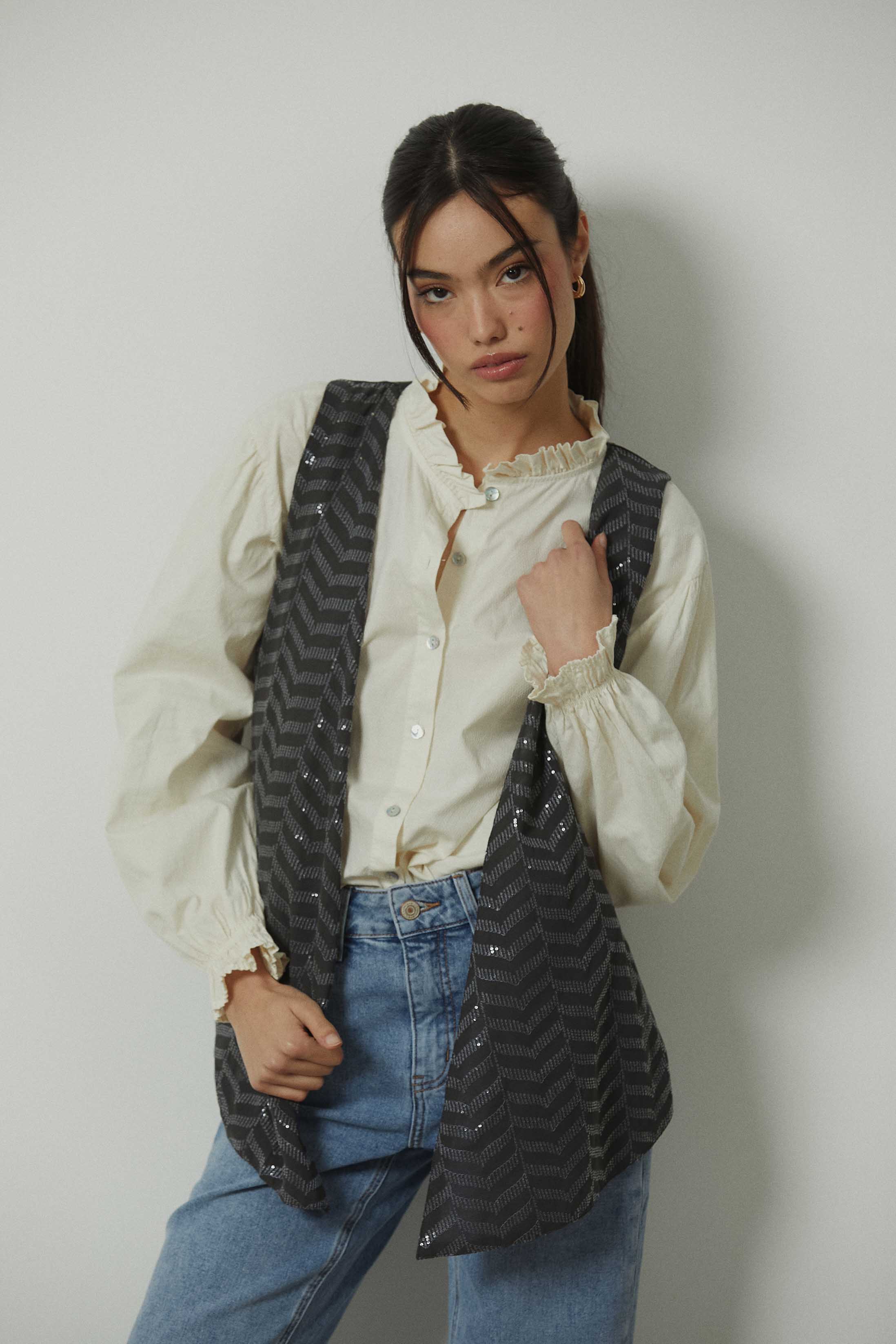 Chaleco zig zag lentejuelas gris