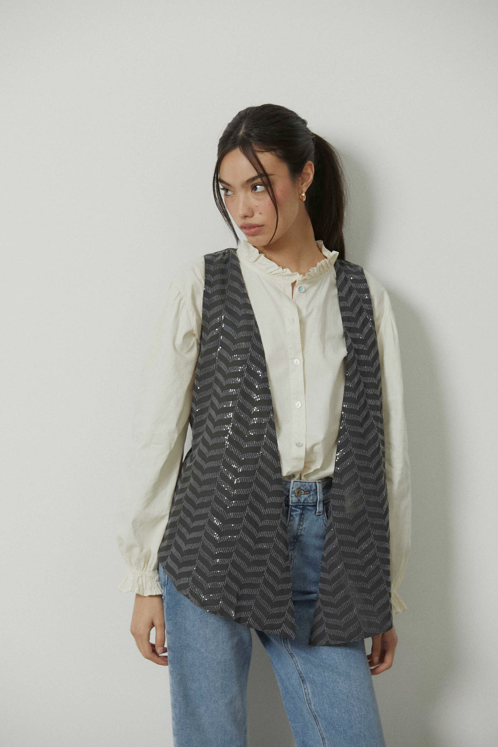 Chaleco zig zag lentejuelas gris