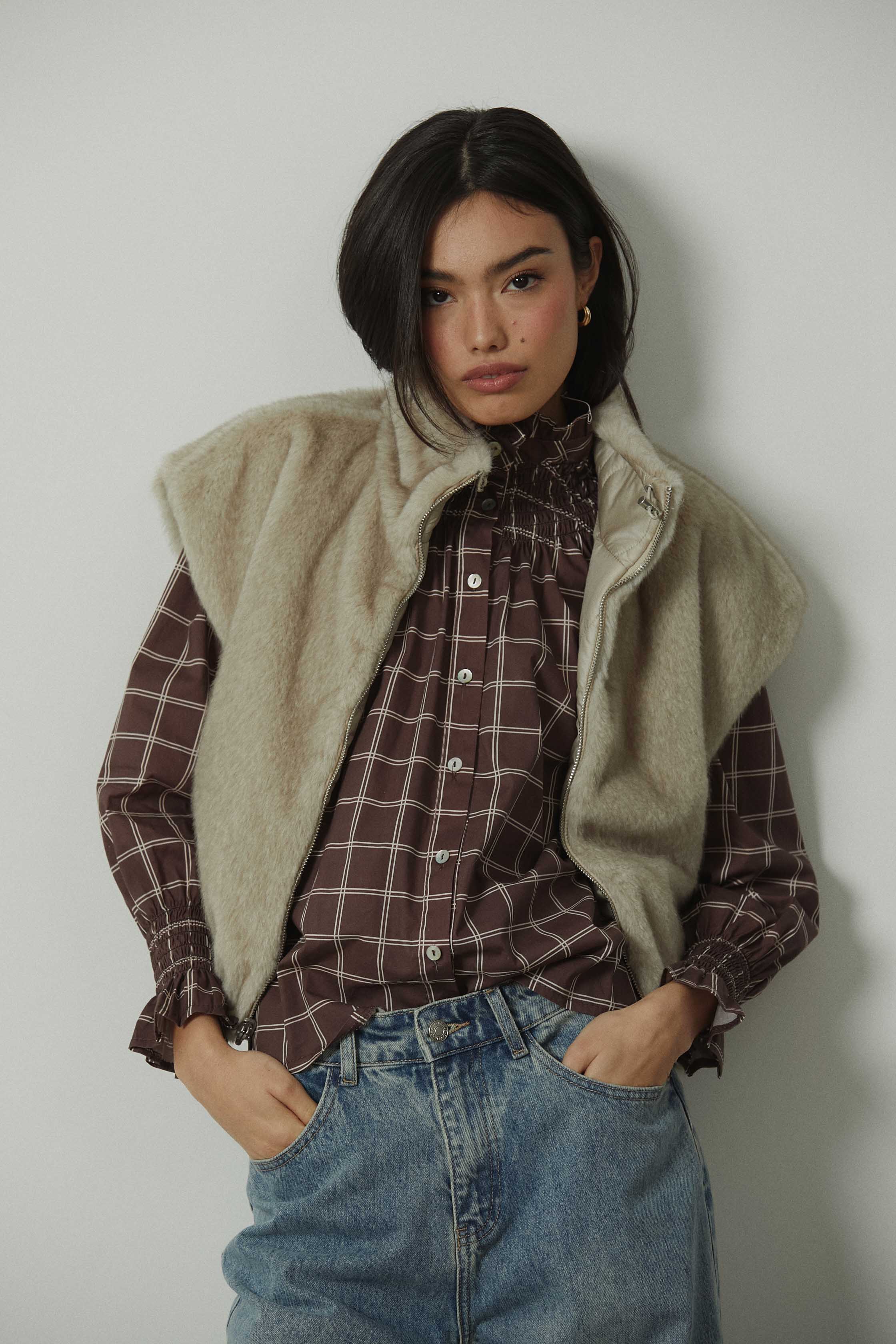 Chaleco reversible pelo acolchado beige