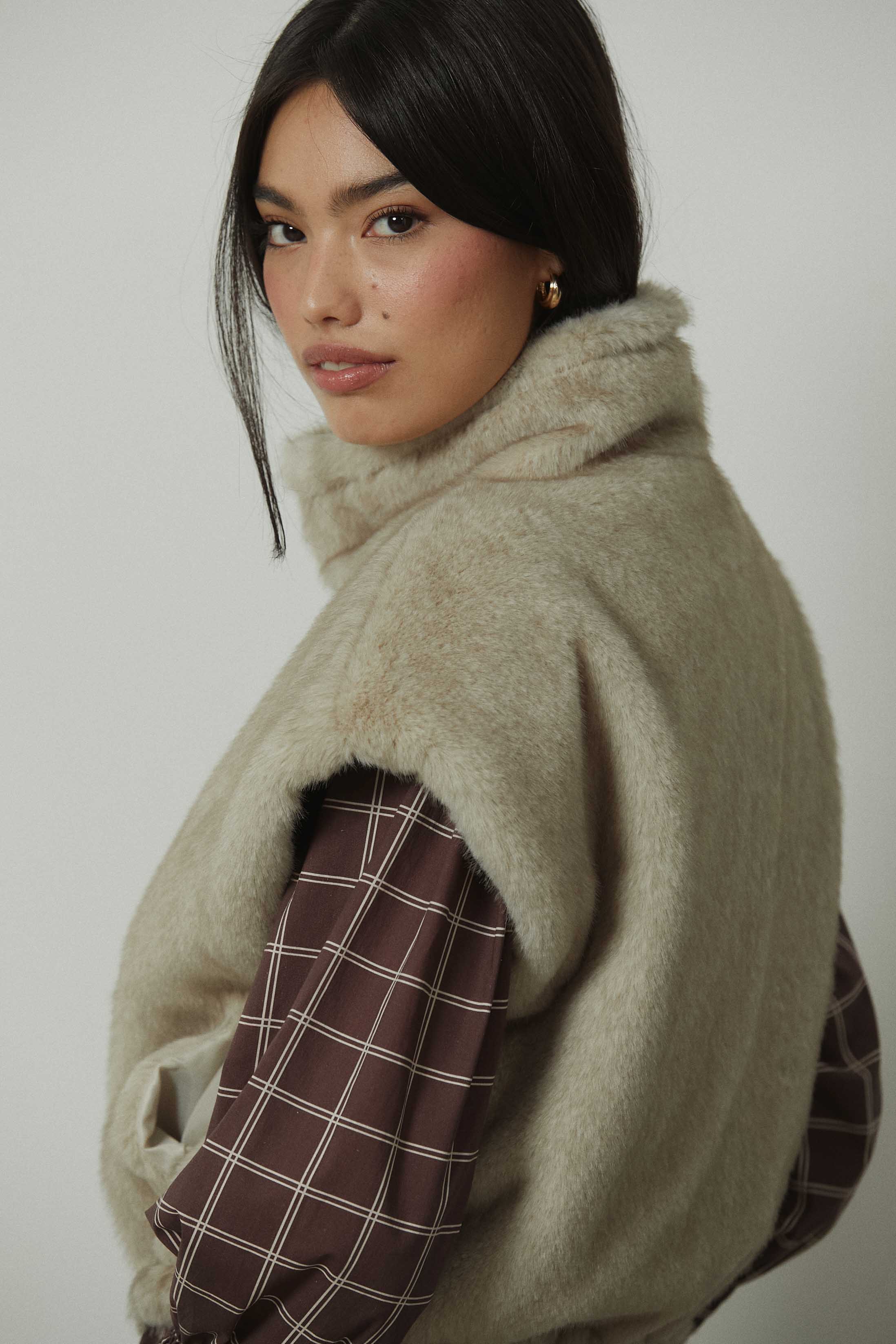 Chaleco reversible pelo acolchado beige