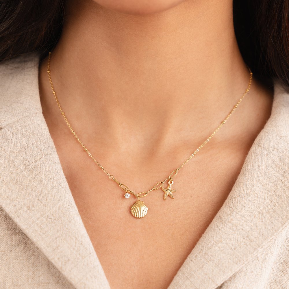 Collar de Concha Dorada y Estrella de Mar