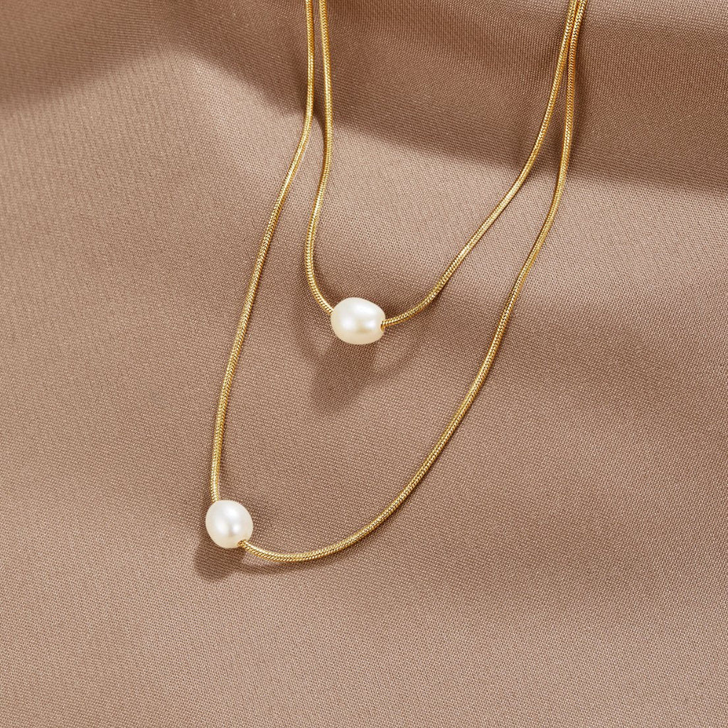 Collar de perlas de agua dulce en capas