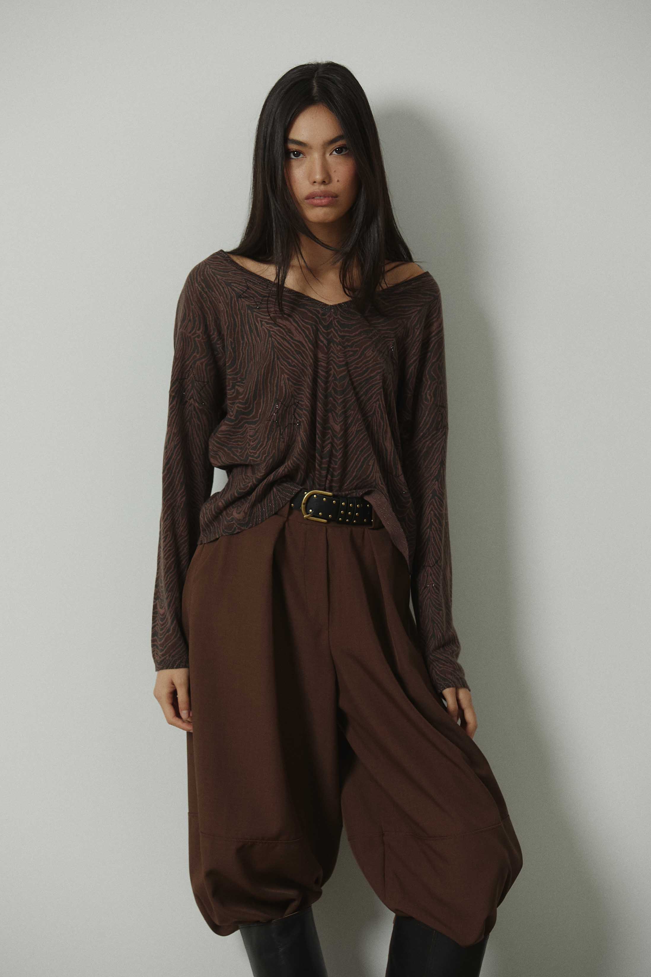 Pantalón recto ancho cropped marrón