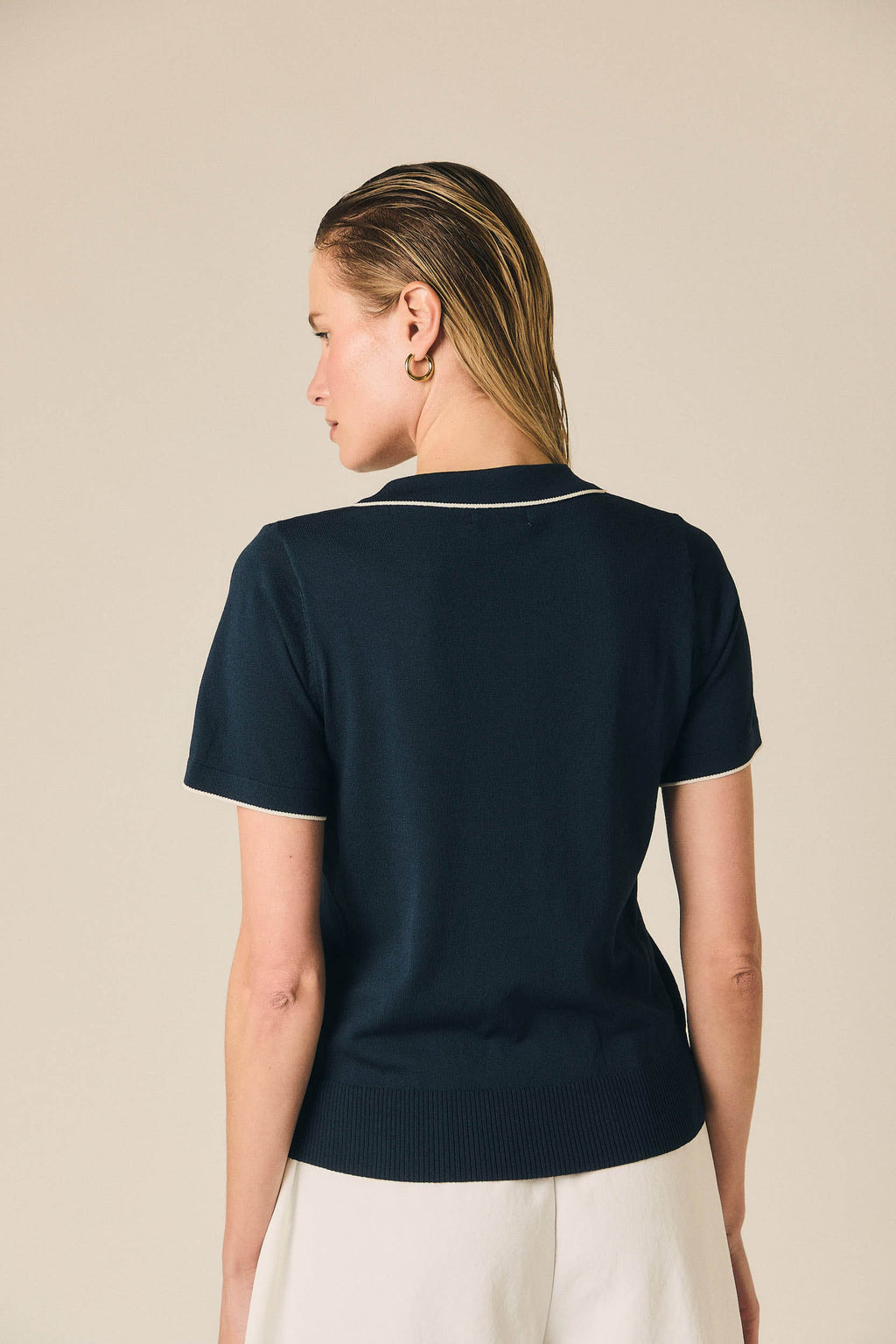 Polo punto fino azul marino